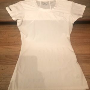 Under Armour ladies fitted heat wear tee white size small